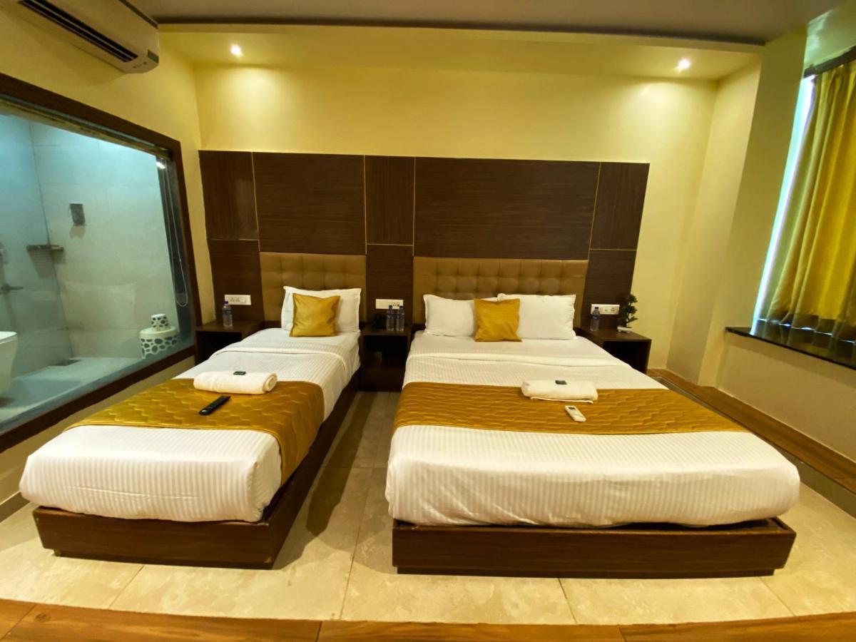 Hotel Pearl'S Bkc Inn- Near Trade Centre, Visa Consulate มุมไบ ภายนอก รูปภาพ