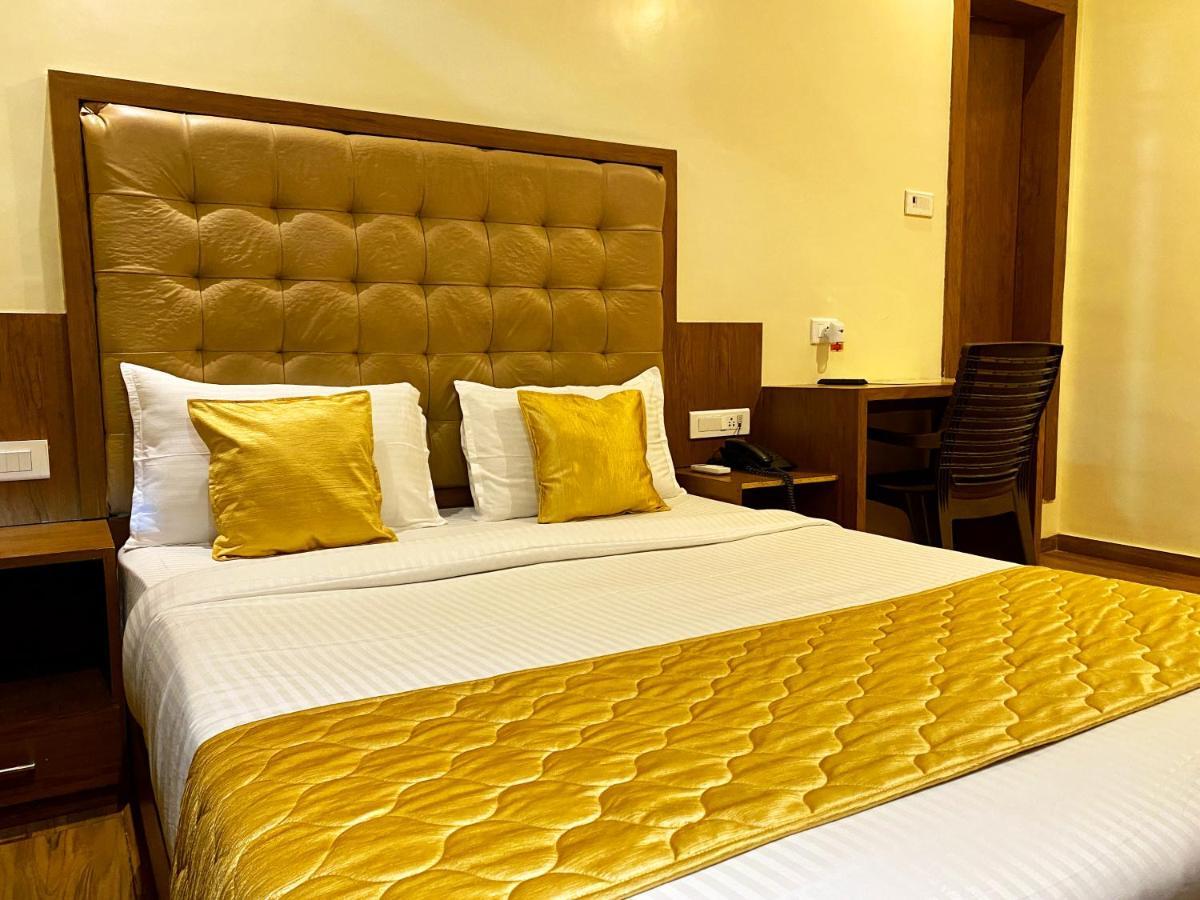 Hotel Pearl'S Bkc Inn- Near Trade Centre, Visa Consulate มุมไบ ภายนอก รูปภาพ