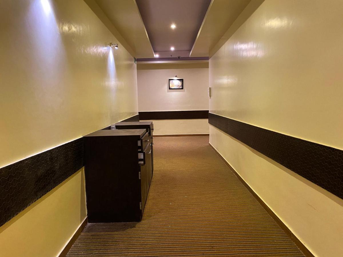 Hotel Pearl'S Bkc Inn- Near Trade Centre, Visa Consulate มุมไบ ภายนอก รูปภาพ