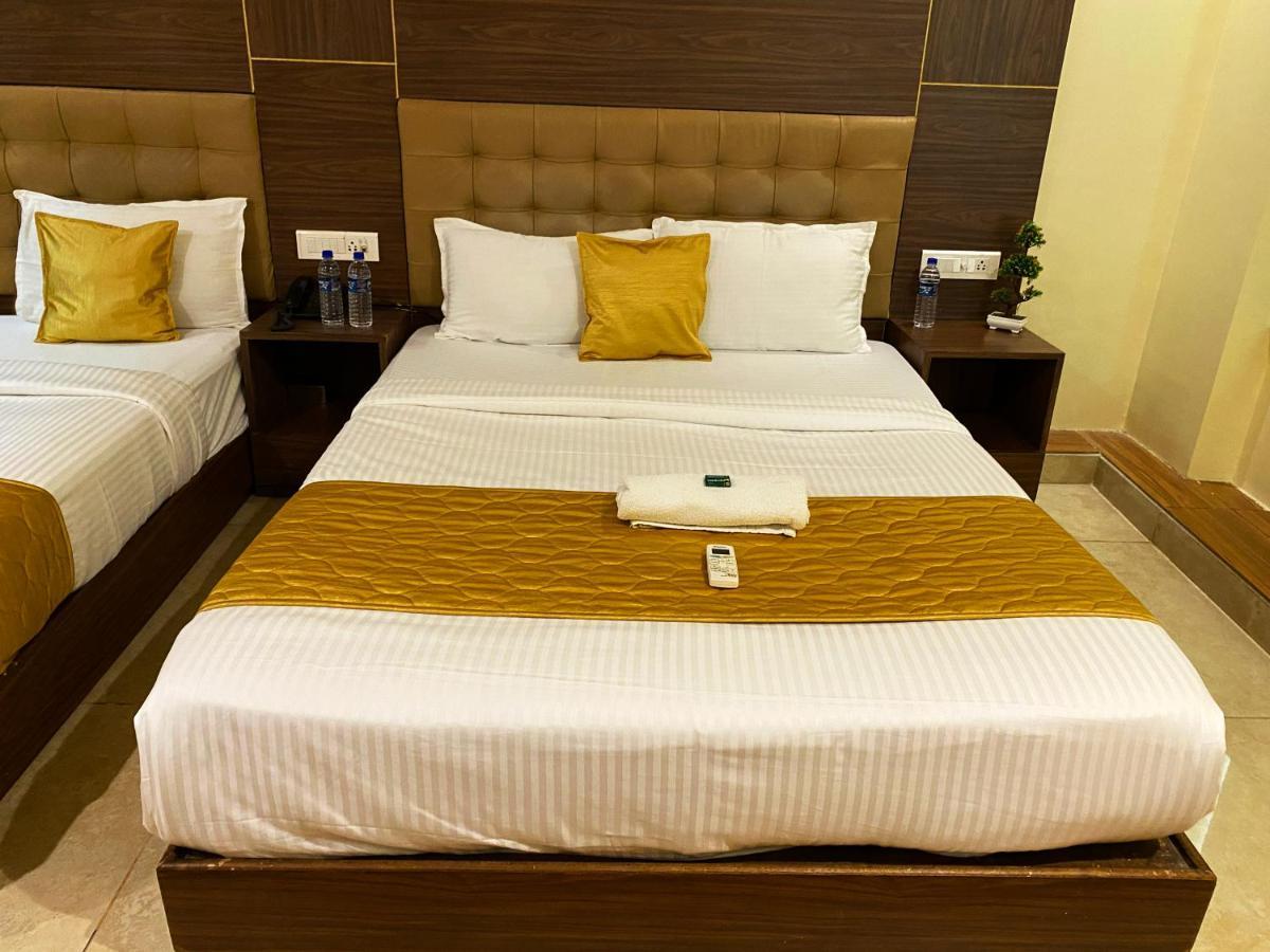 Hotel Pearl'S Bkc Inn- Near Trade Centre, Visa Consulate มุมไบ ภายนอก รูปภาพ