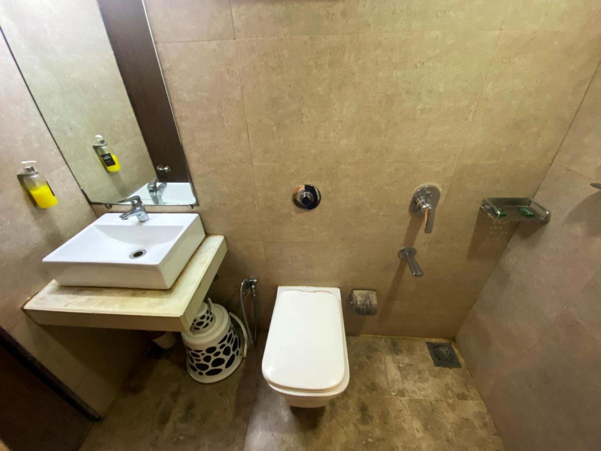 Hotel Pearl'S Bkc Inn- Near Trade Centre, Visa Consulate มุมไบ ภายนอก รูปภาพ